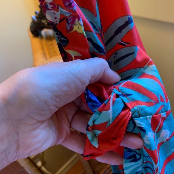 Tristan, Dress, Midi, Size small, Floral red. - Picture 6 of 10